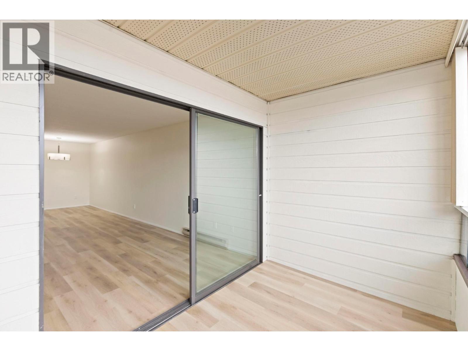 Picture for Unit #403, 555 Rowcliffe  Avenue https://www.cirrealty.ca/reb/bc/8/10366898_24.jpg