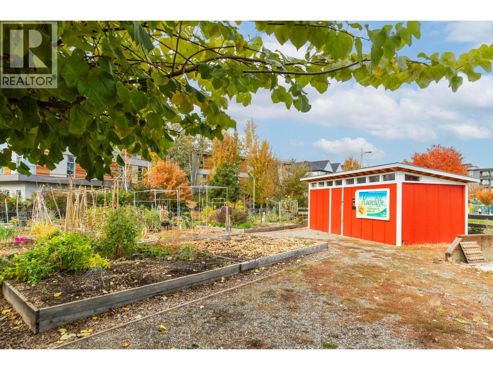 Picture for Unit #403, 555 Rowcliffe  Avenue https://www.cirrealty.ca/reb/bc/8/10366898_29.jpg