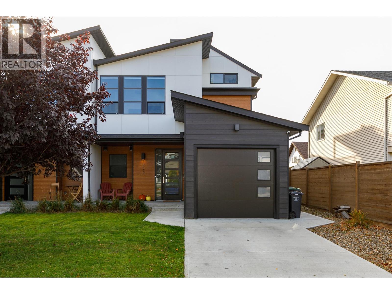 Picture for 1025 Cawston  Avenue