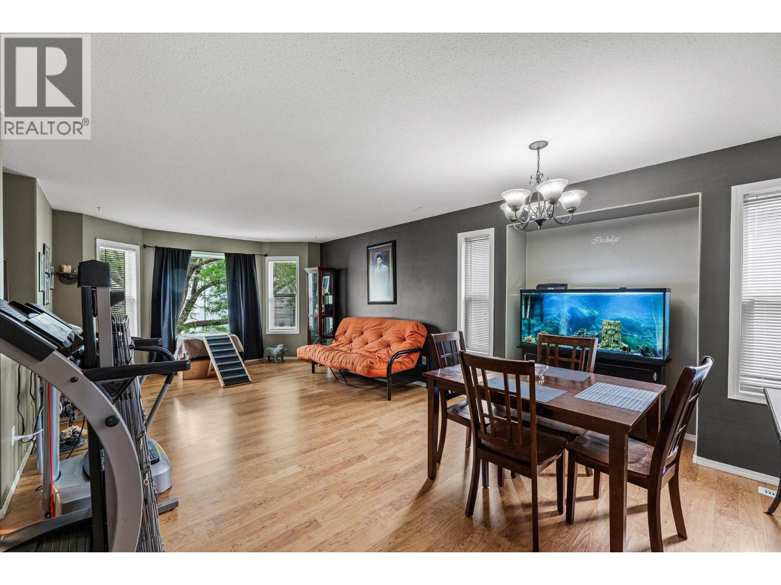 Picture for 423 Fizet  Avenue