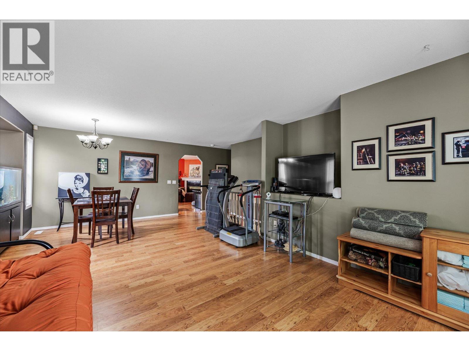 Picture for 423 Fizet  Avenue