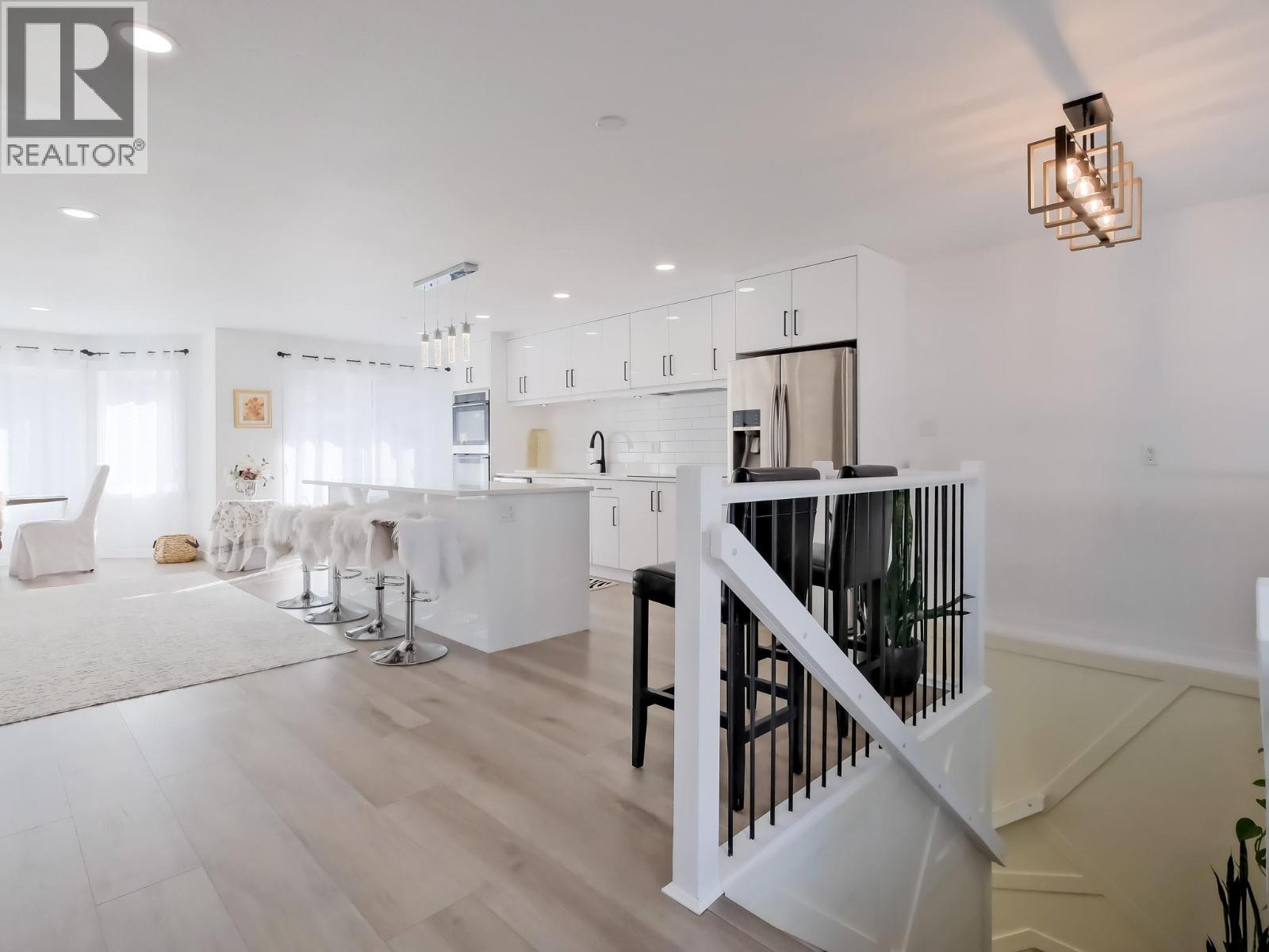 Picture for 112 UPLANDS  Place