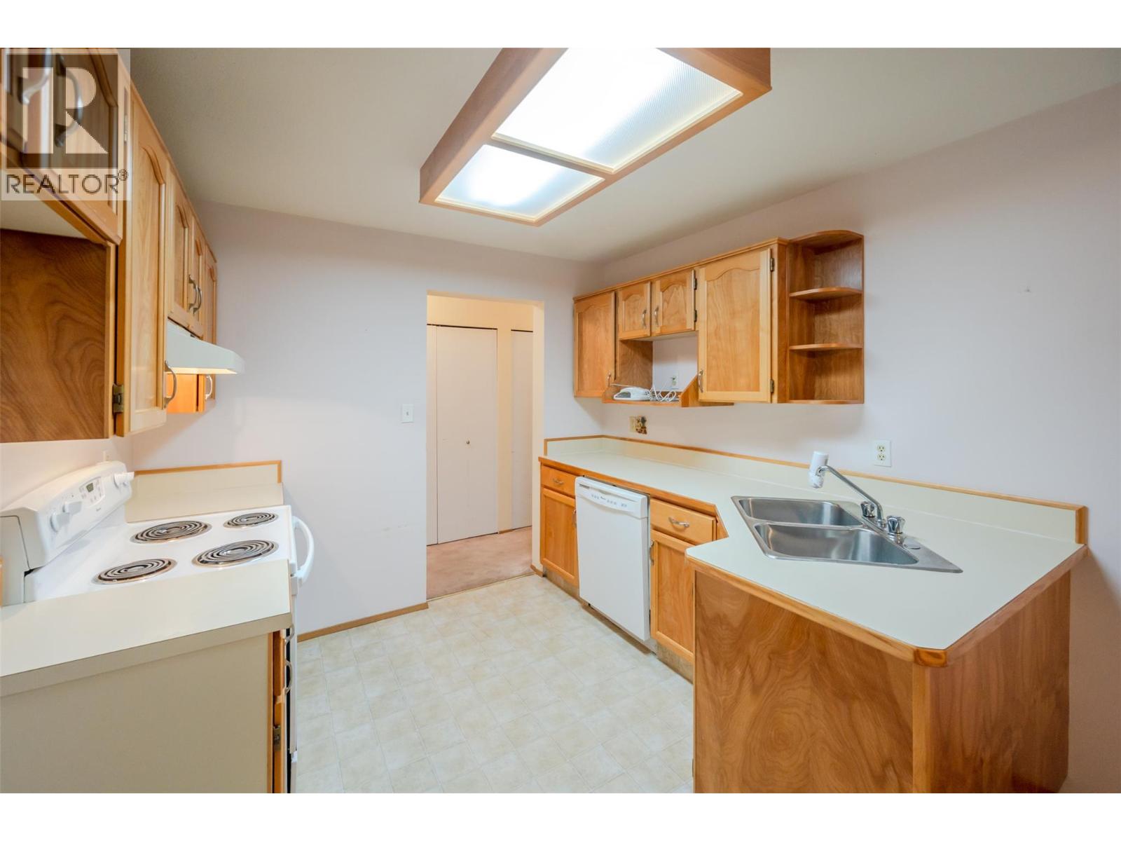 Picture for Unit #109, 3426 Hemlock  Street