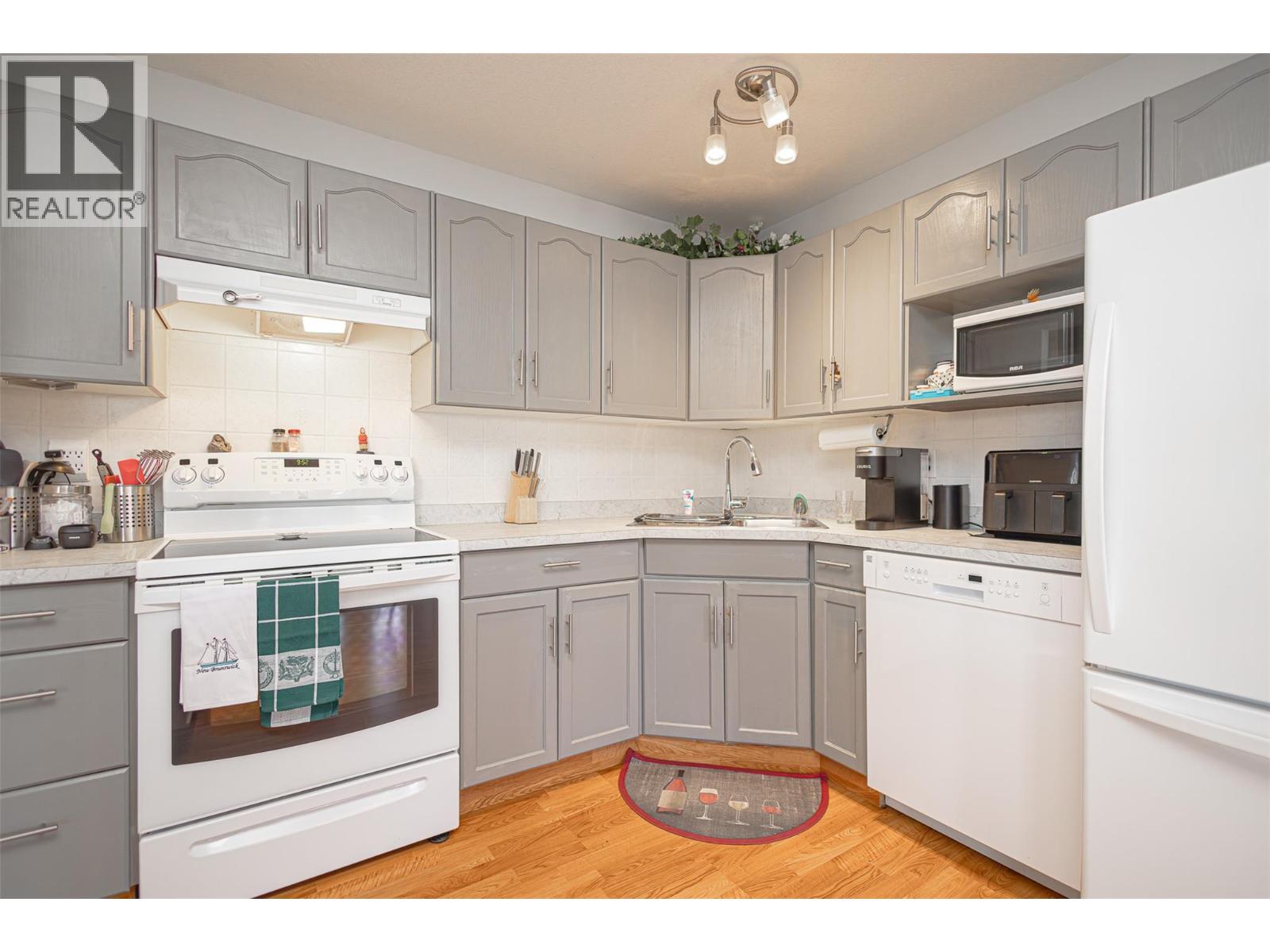 Picture for Unit #101, 102 Van Horne  Street