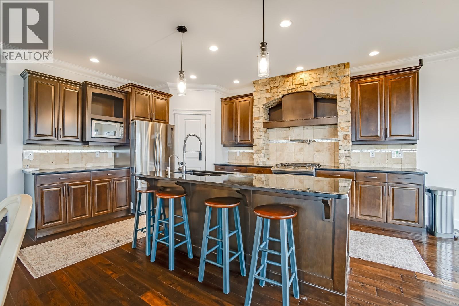 Picture for 2584 Lucinde  Road