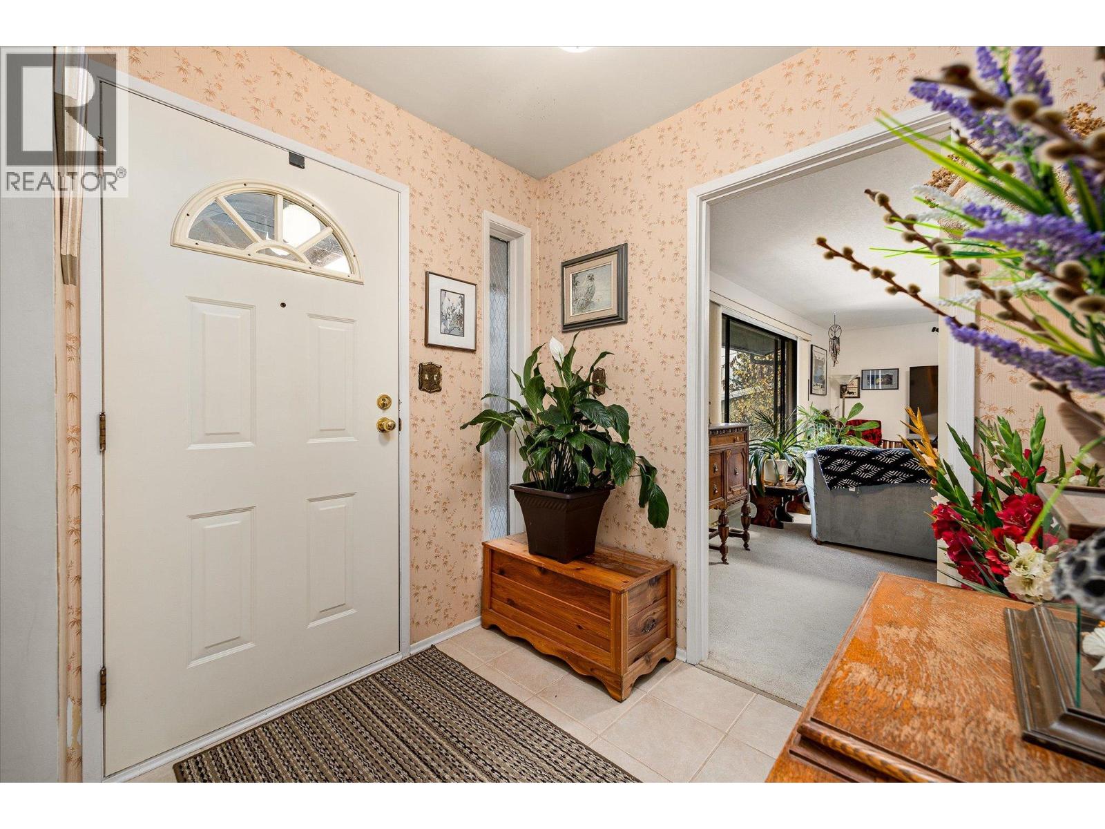 Picture for 2425 Collingwood  Road