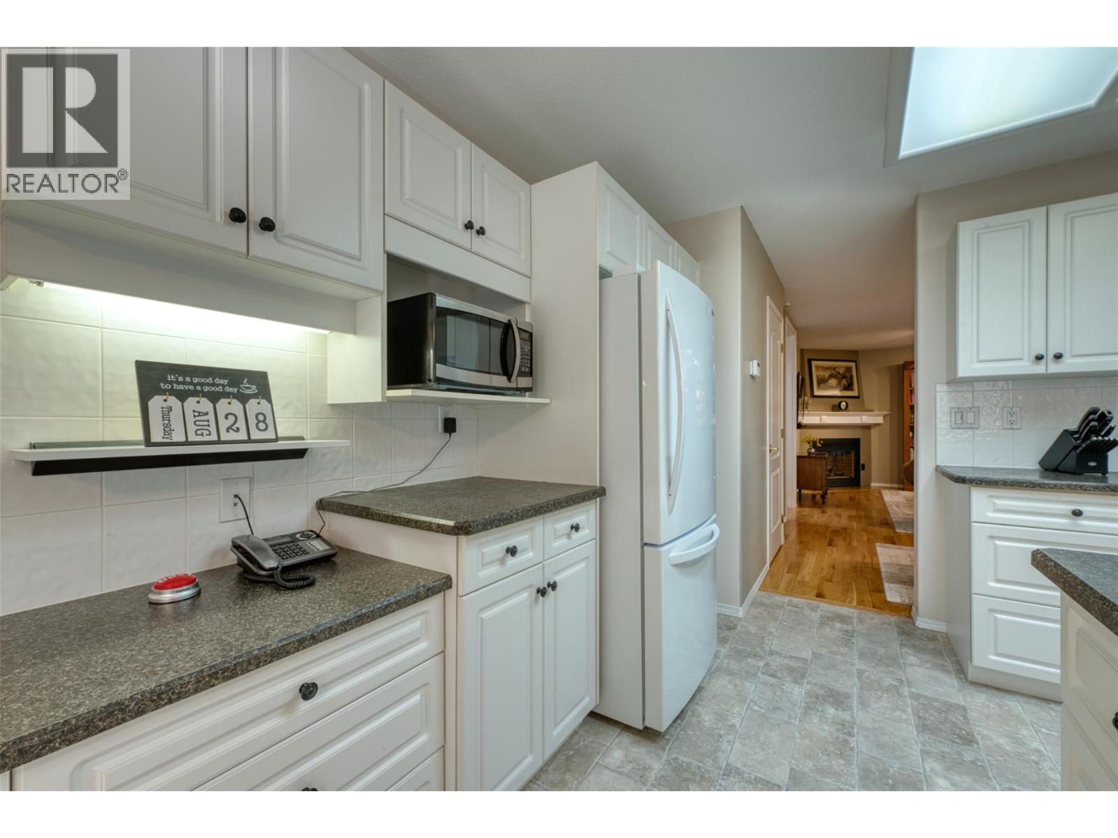 Picture for Unit #9, 980 Dilworth  Drive