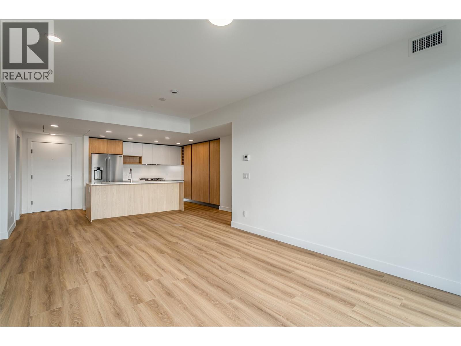 Picture for Unit #206, 2760 Olalla  Road