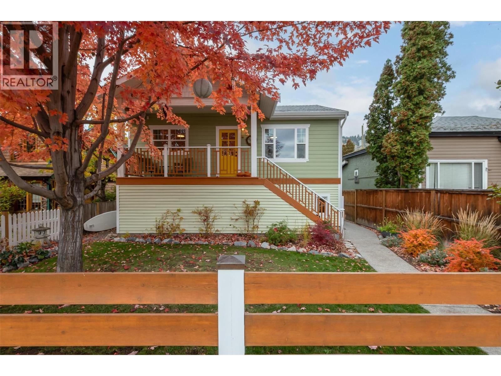 Picture for 640 ROANOKE  Avenue