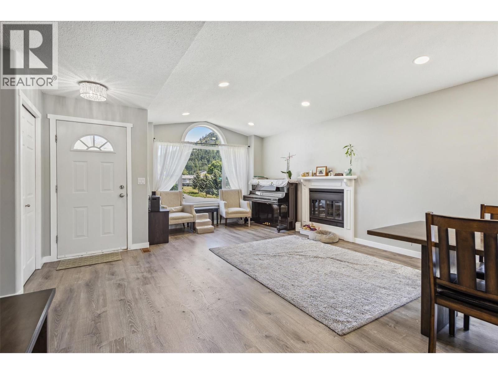 Picture for 2678 Cameron  Road