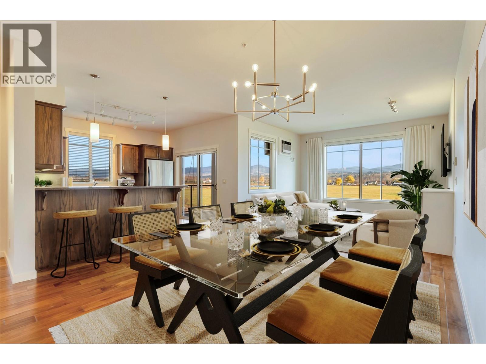 Picture for Unit #313, 3739 Casorso  Road