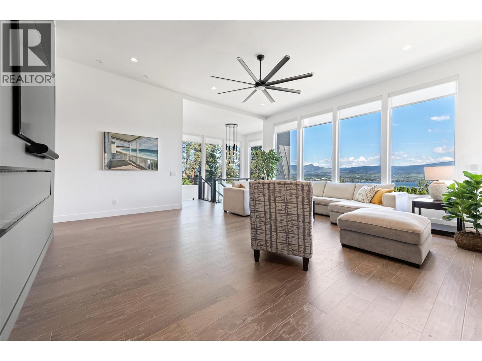 Picture for 2672 Lakeridge  Road