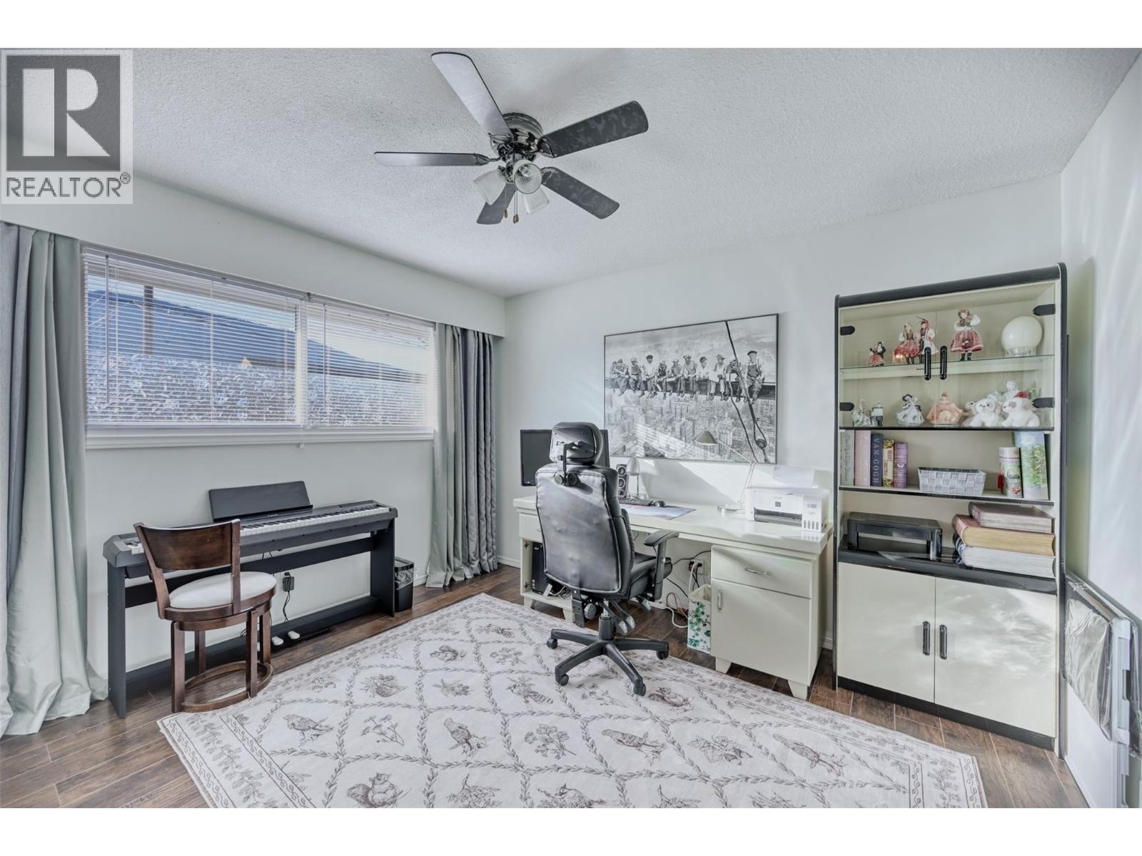 Picture for 3 Finch Cres.  Crescent