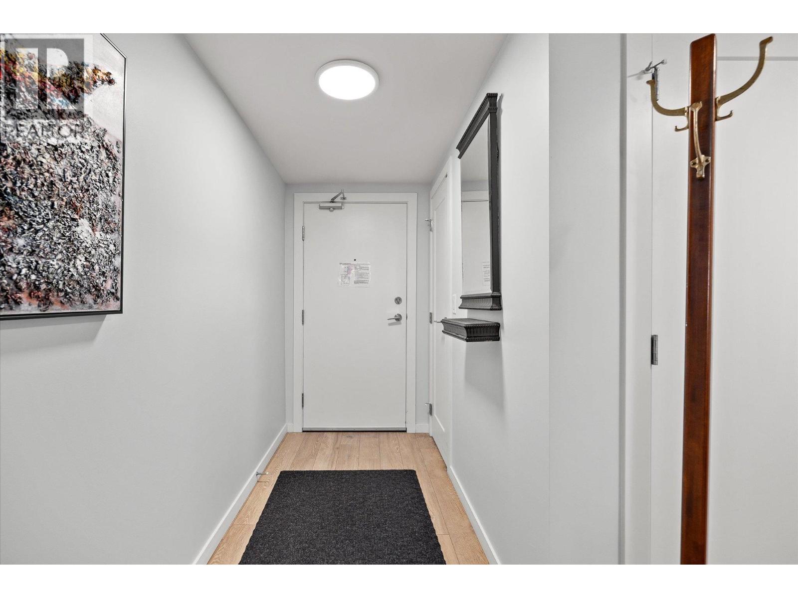 Picture for Unit #902, 485 Groves  Avenue