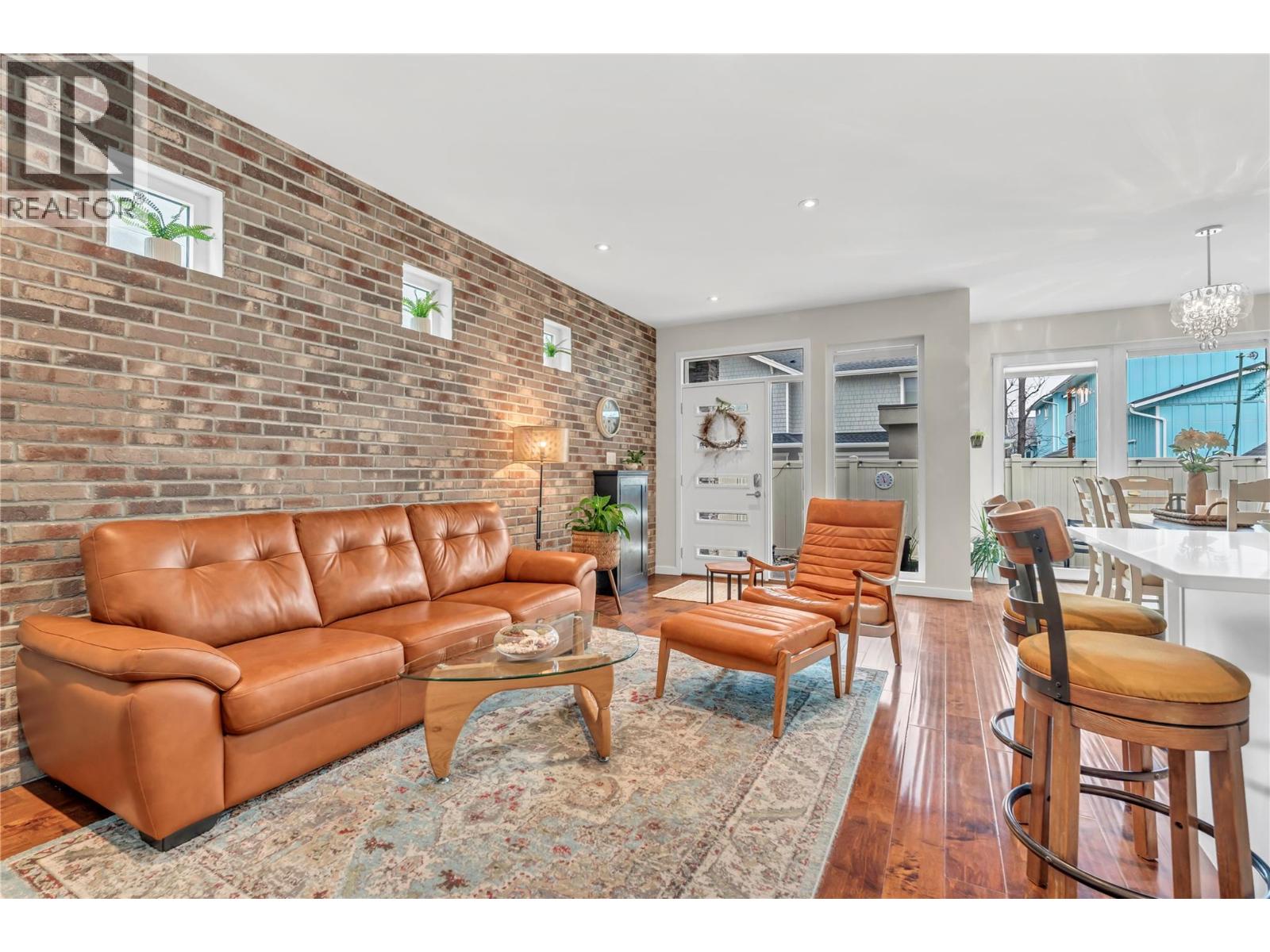 Picture for Unit #102, 707 CHURCHILL  Avenue