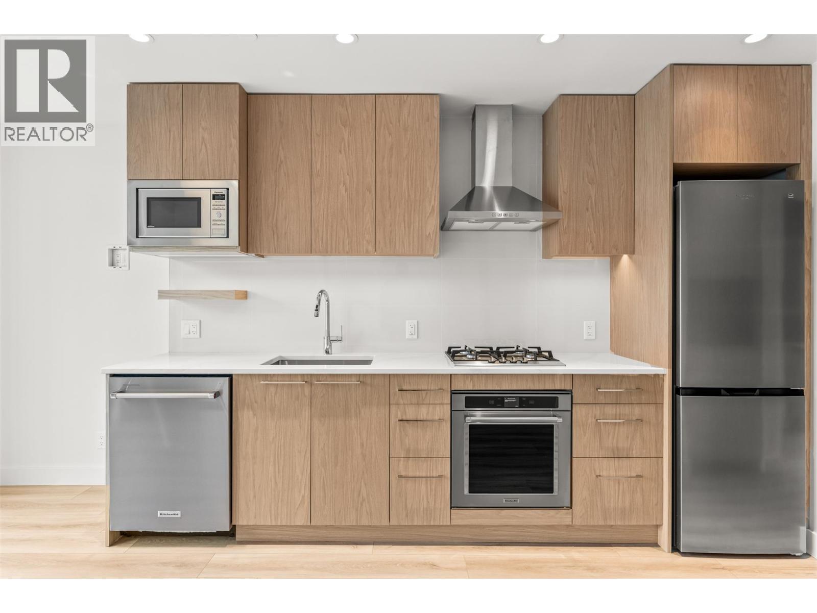 Picture for Unit #204, 3051 Abbott  Street