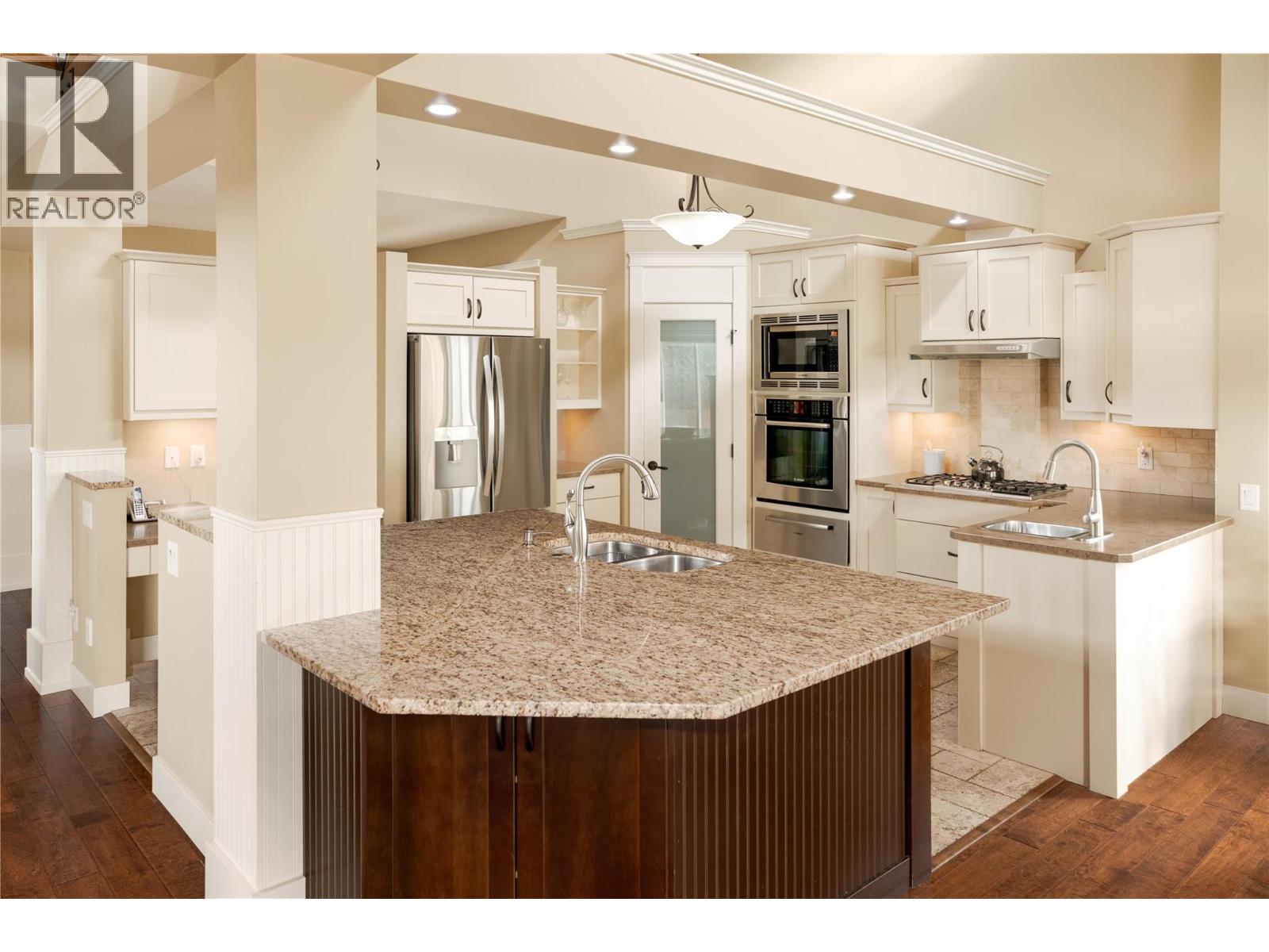 Picture for 451 Cadder  Avenue