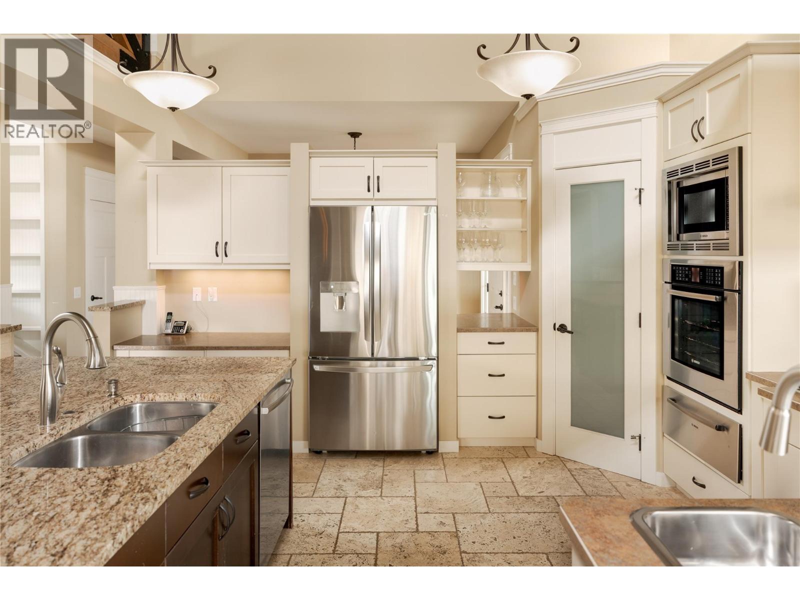 Picture for 451 Cadder  Avenue