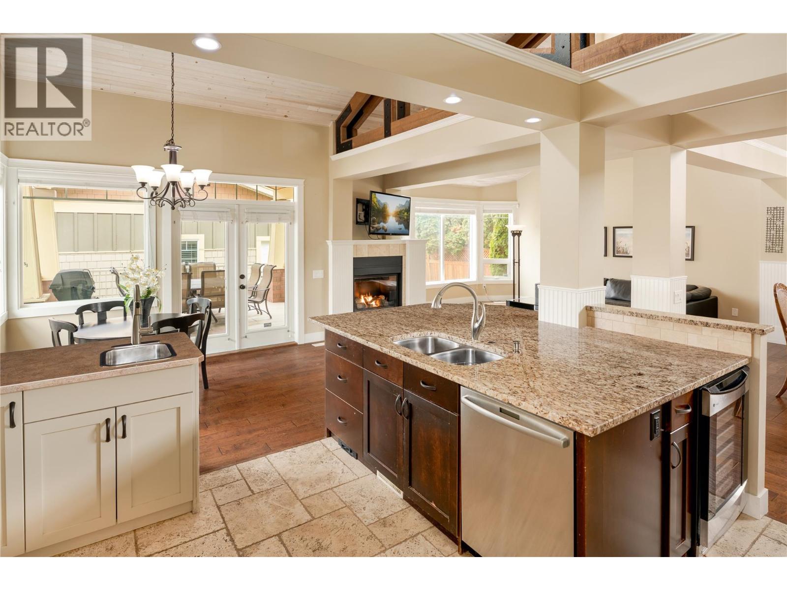 Picture for 451 Cadder  Avenue