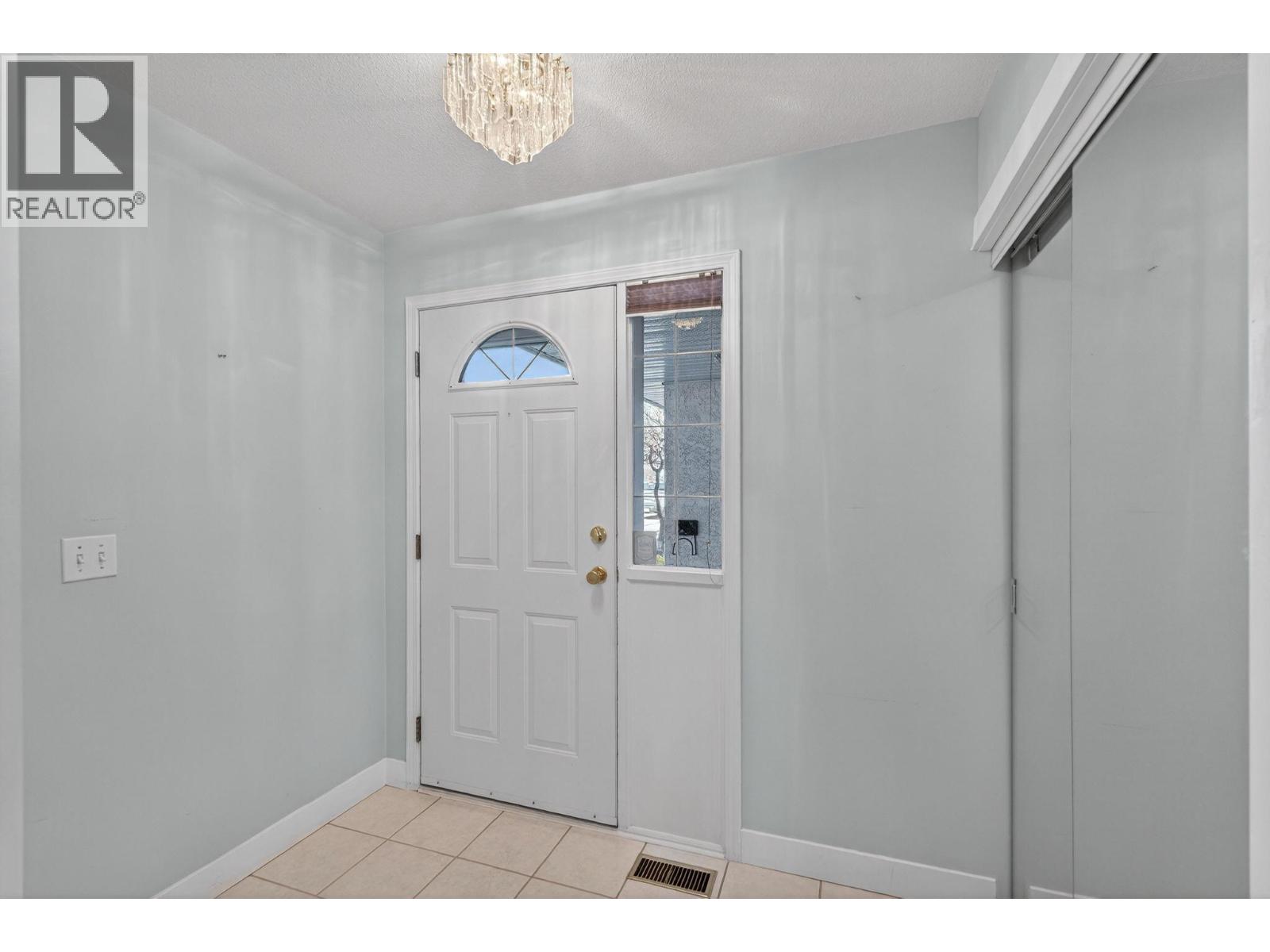 Picture for Unit #13, 1800 Parkview  Crescent