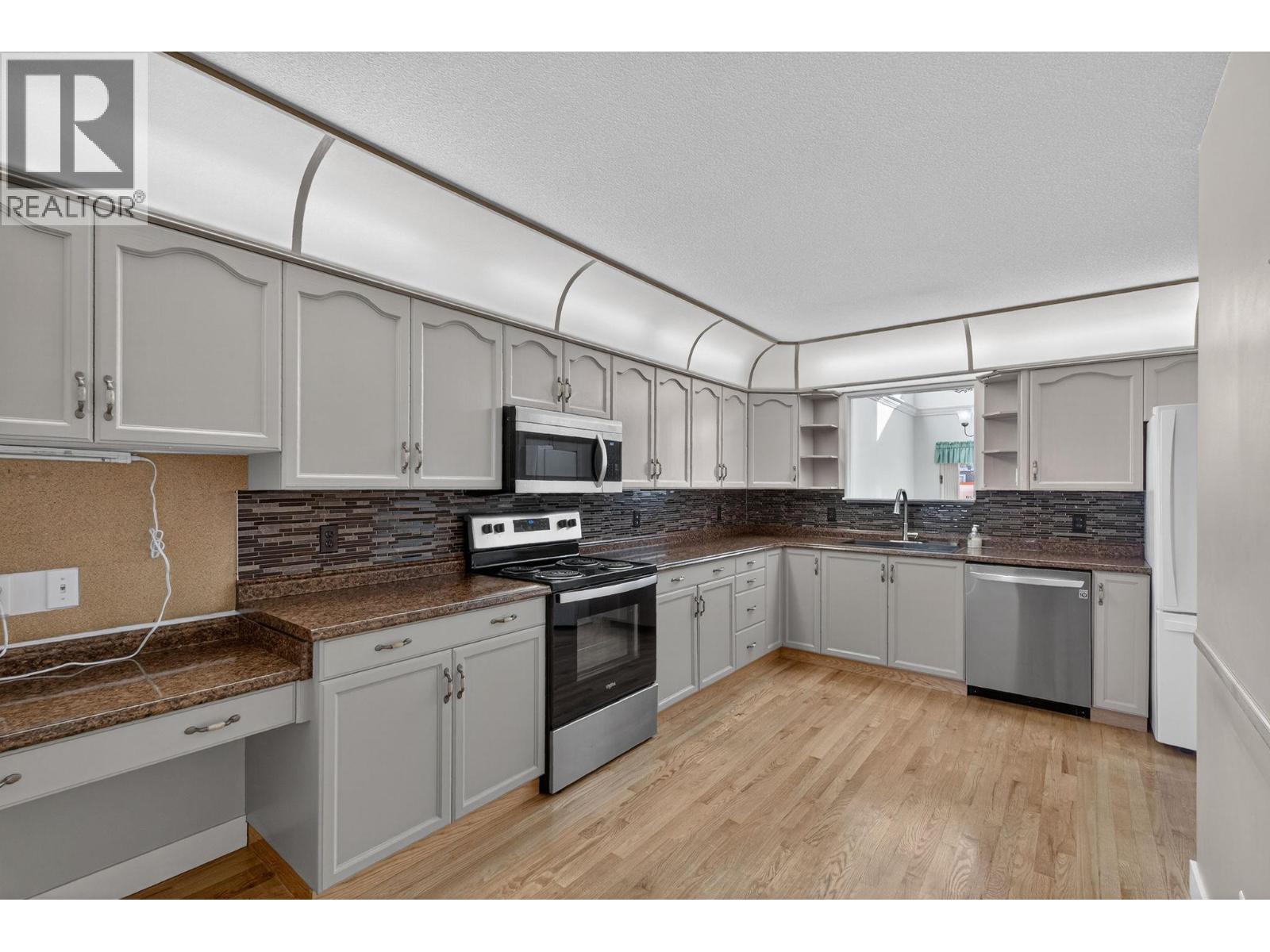 Picture for Unit #13, 1800 Parkview  Crescent