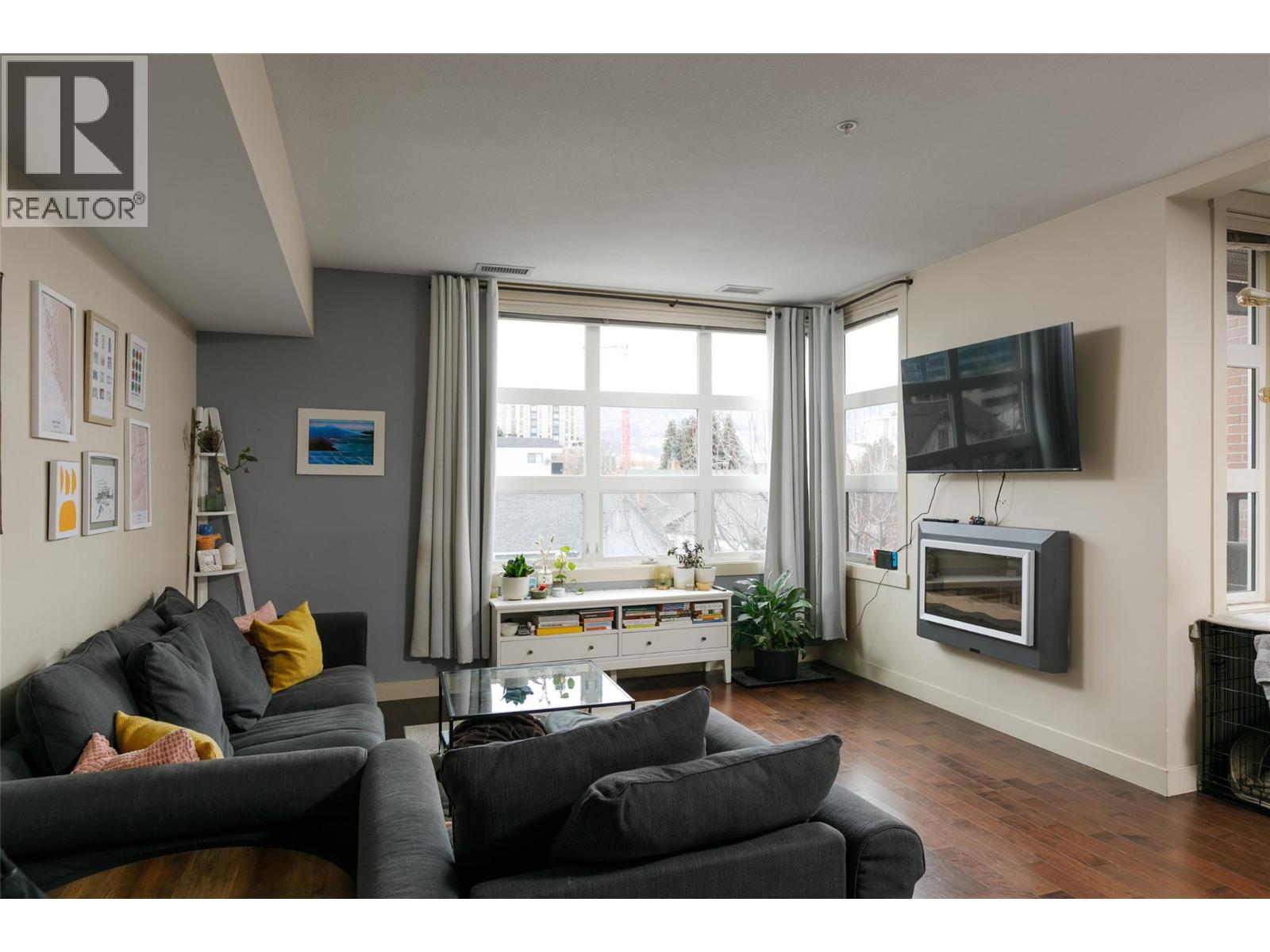 Picture for Unit #203, 700 Martin  Avenue