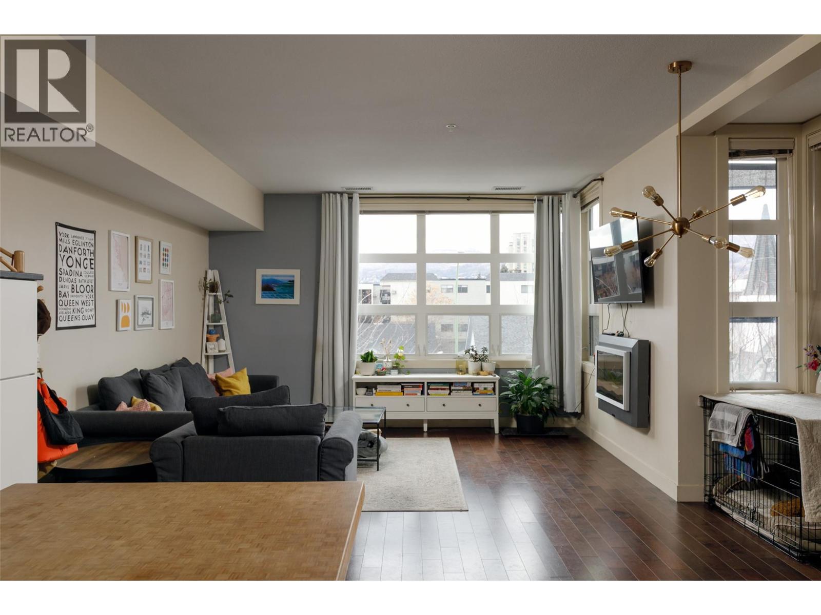 Picture for Unit #203, 700 Martin  Avenue