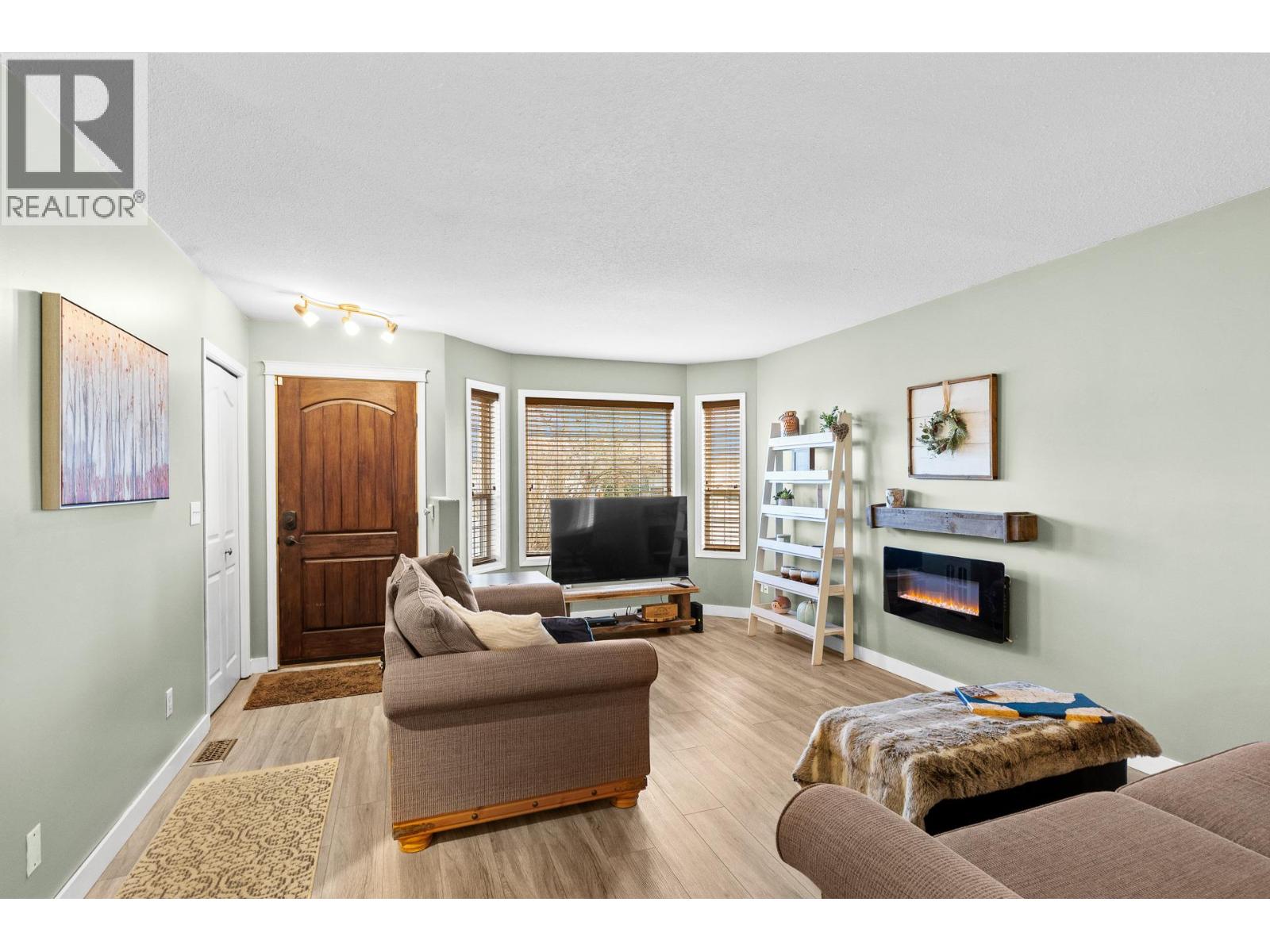 Picture for 190 Ritchie  Court