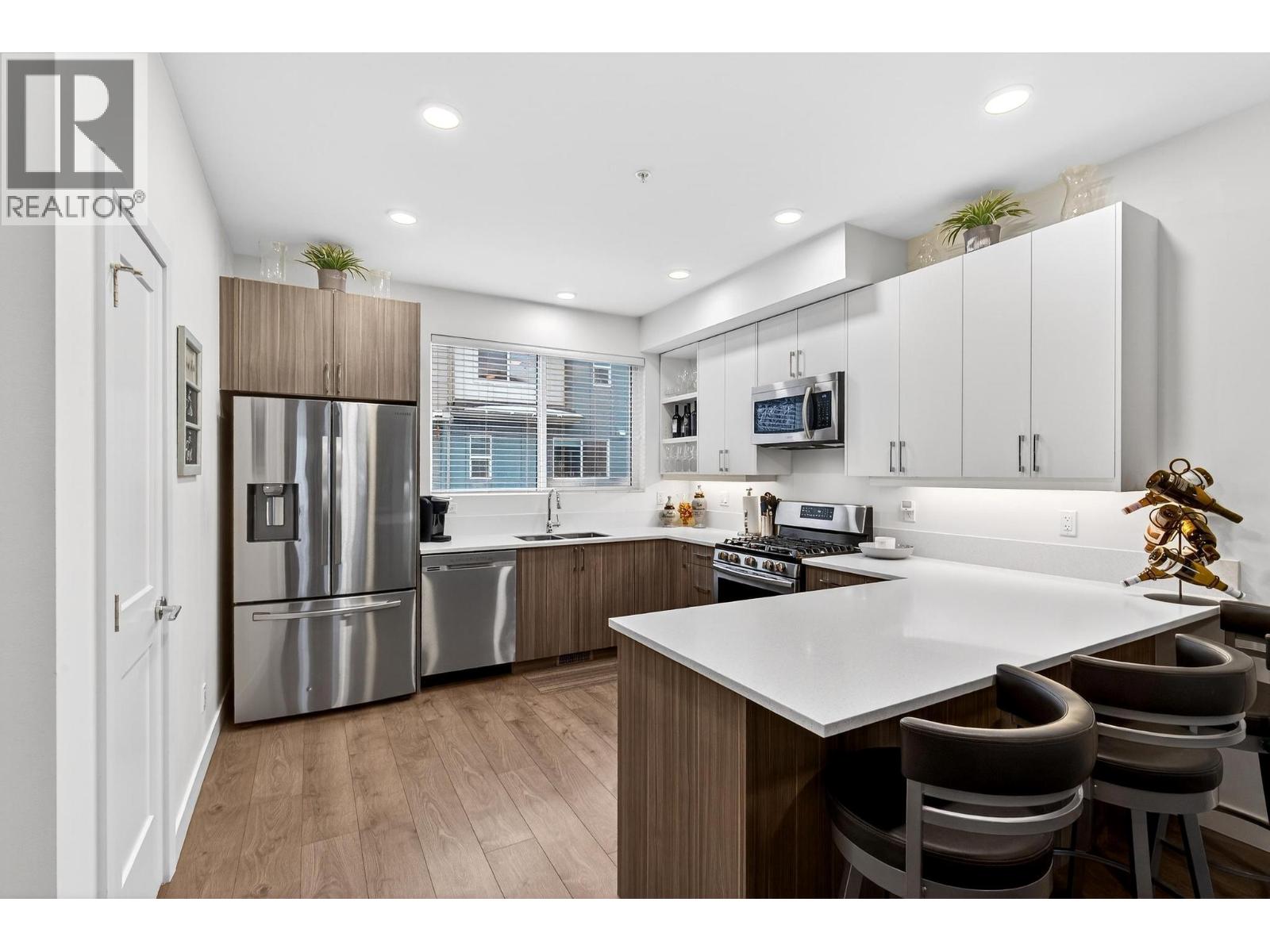 Picture for Unit #9, 1297 Findlay  Road