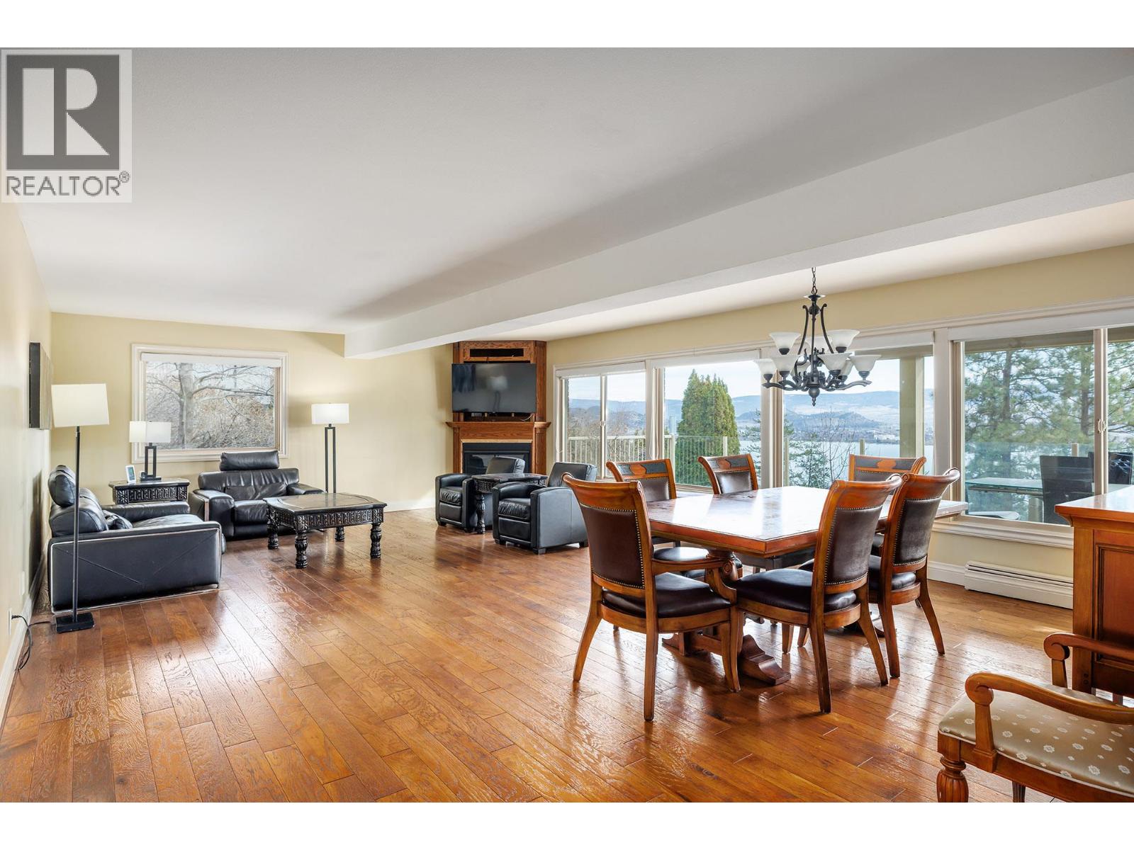 Picture for 2661 Lakeridge  Road