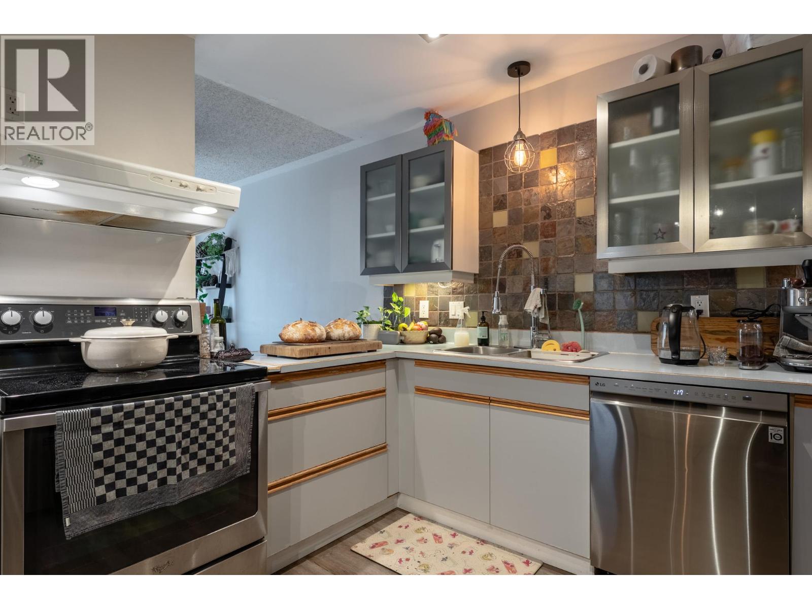 Picture for Unit #305, 1685 Ufton  Court