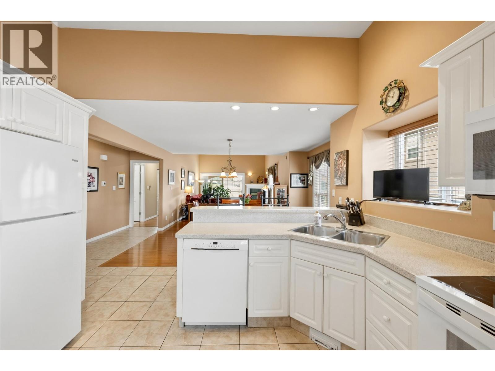 Picture for Unit #108, 705 Balsam  Avenue