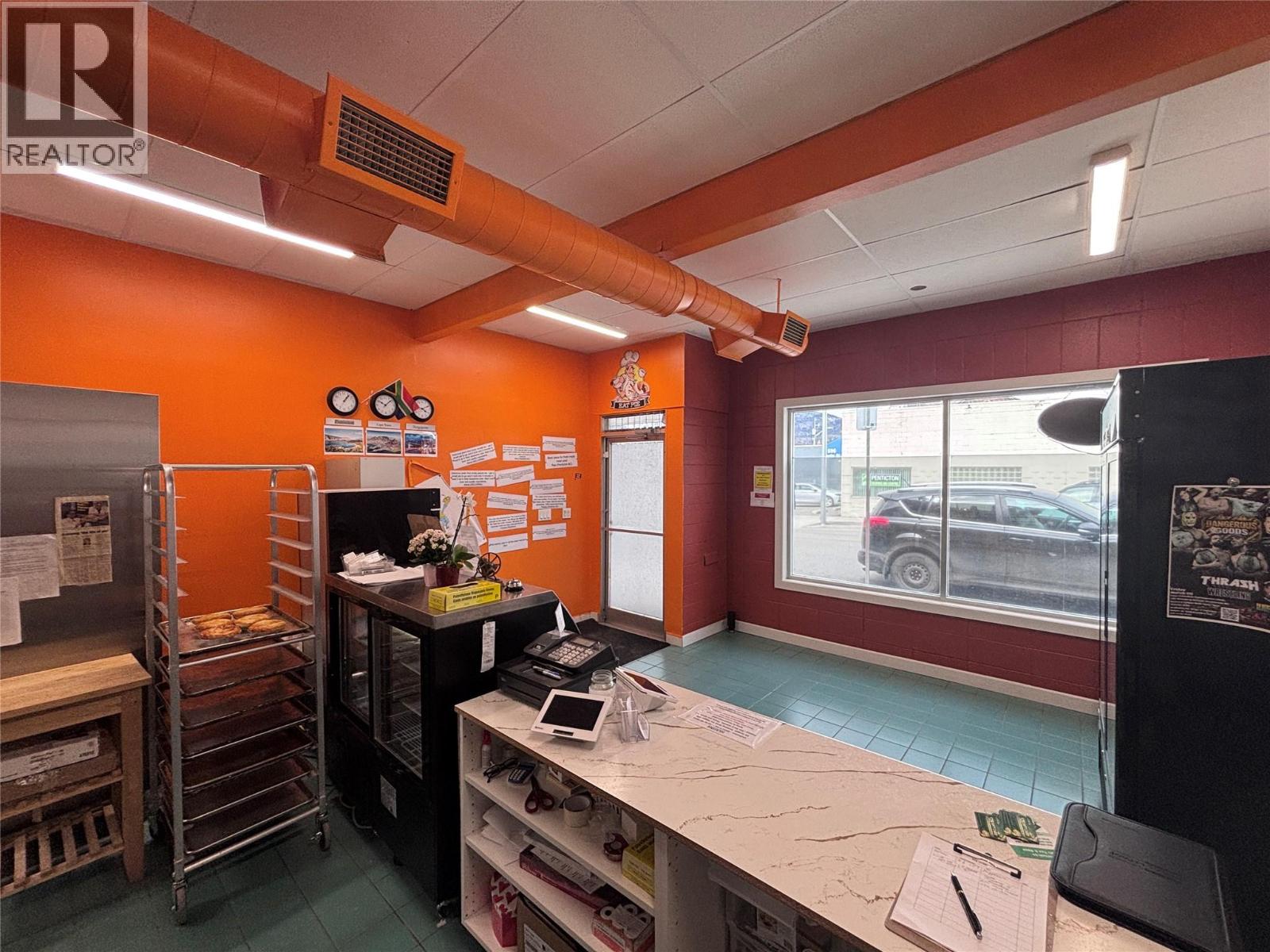 Picture for 98 White  Avenue