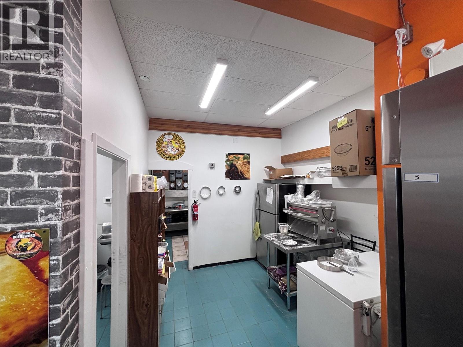 Picture for 98 White  Avenue