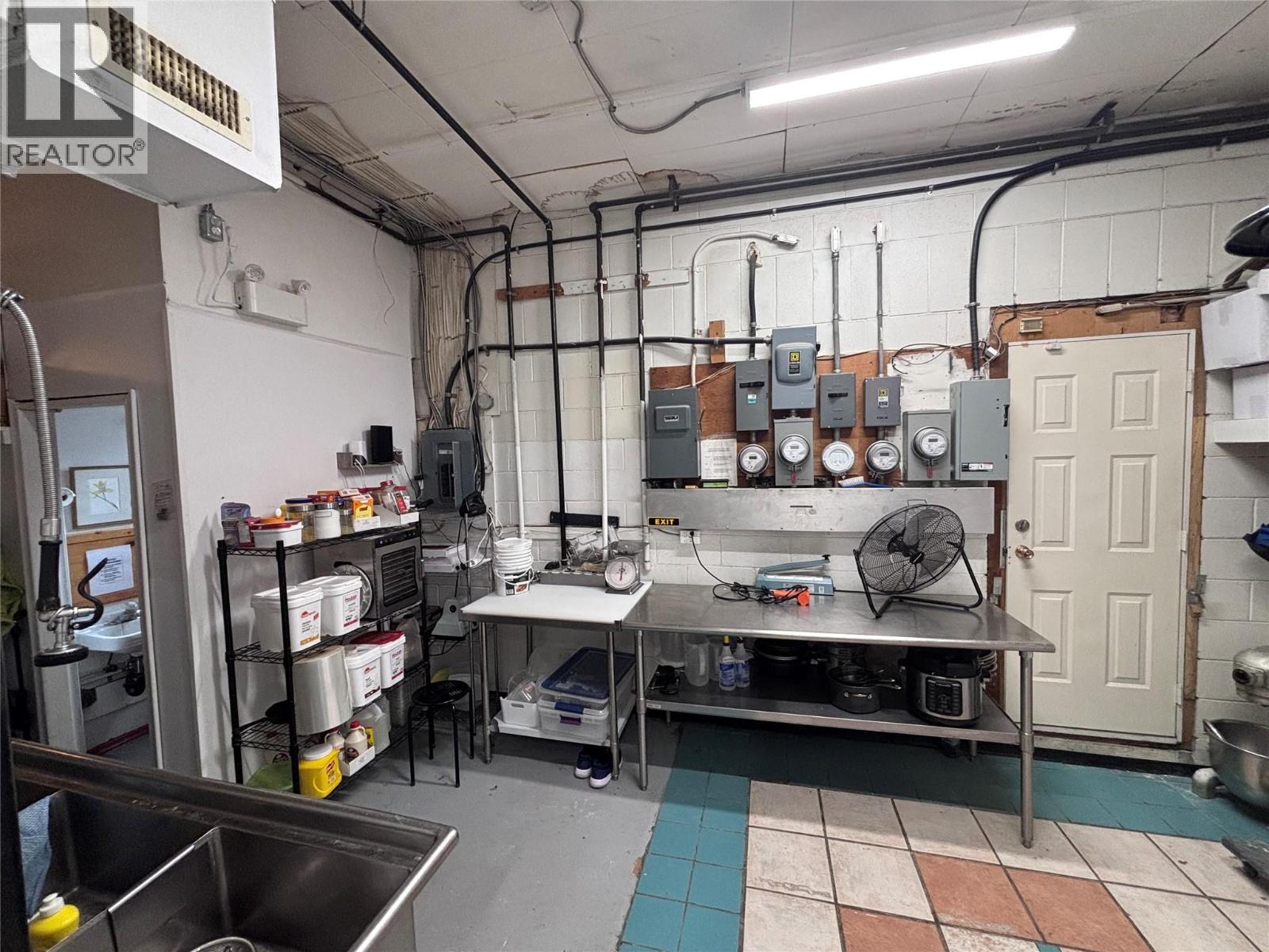 Picture for 98 White  Avenue