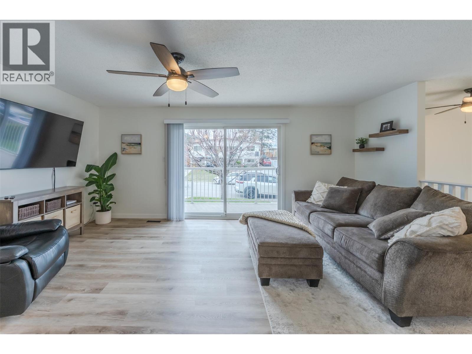 Picture for 1584 BEATTY  Street