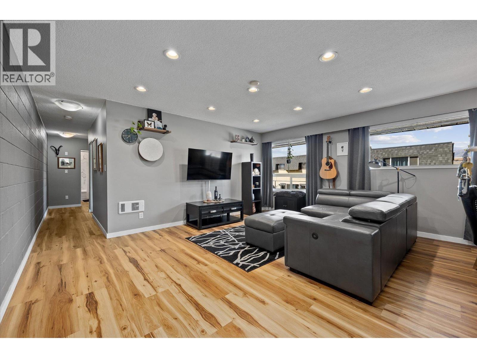 Picture for Unit #2, 1291 Bernard  Avenue