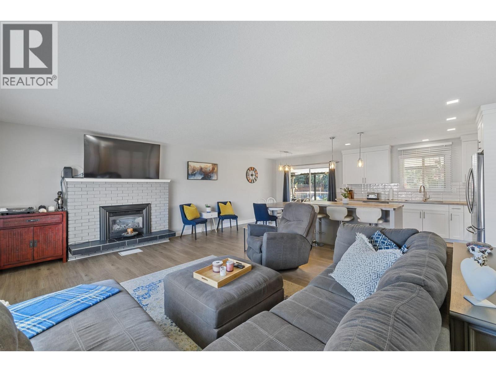 Picture for 2485 Packers  Road