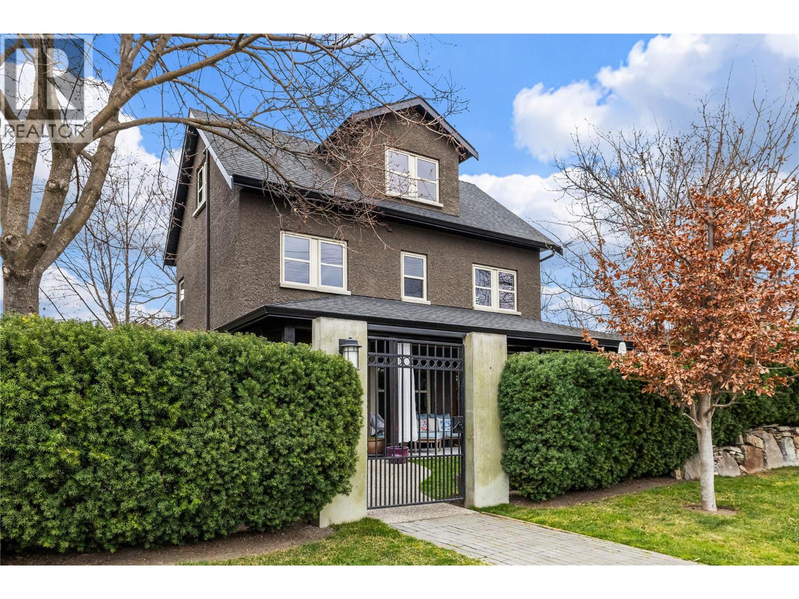 Picture for 2683 Bath  Street