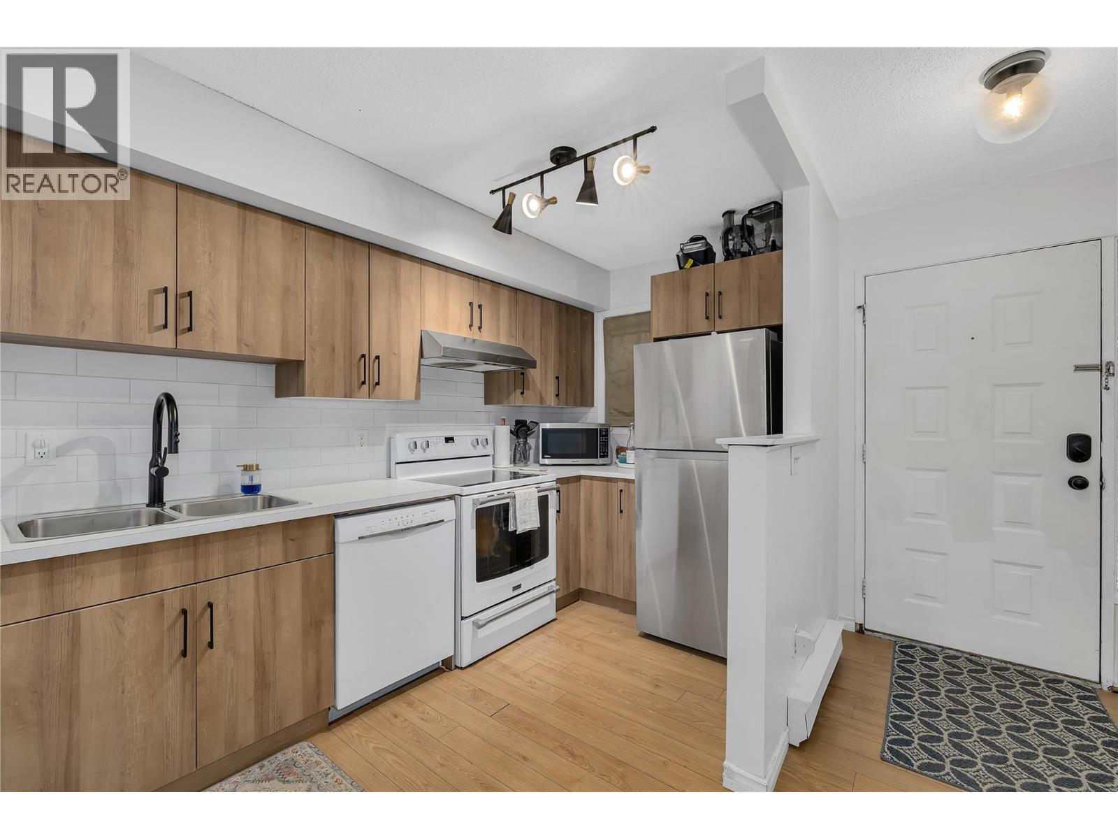 Picture for Unit #6, 500 Lester  Road