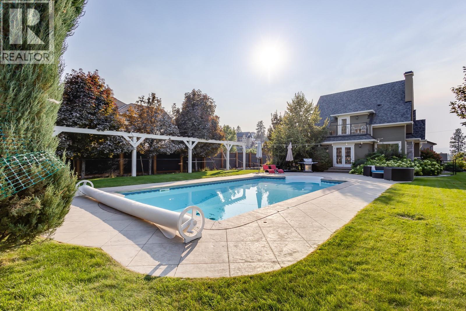 Picture for 5308 Upper Mission  Drive https://www.cirrealty.ca/reb/bc/9/10362819_85.jpg