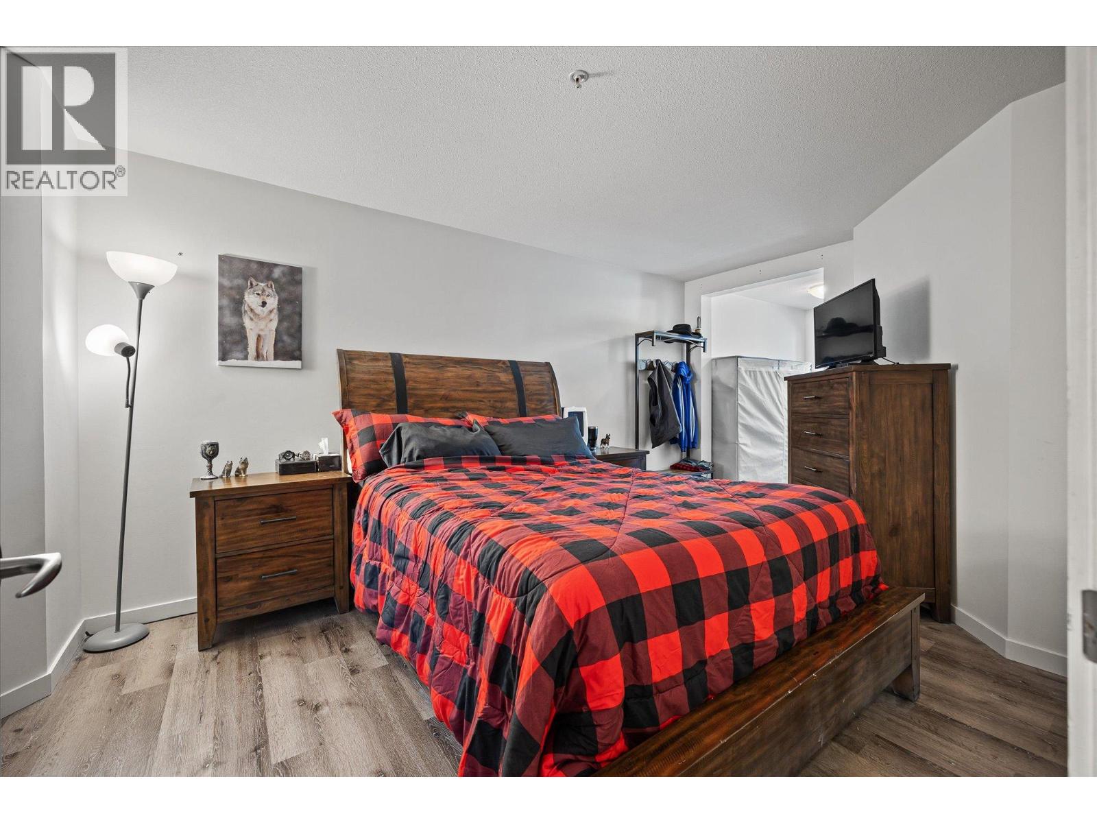 Picture for Unit #215, 539 Yates  Road https://www.cirrealty.ca/reb/bc/9/10363469_14.jpg