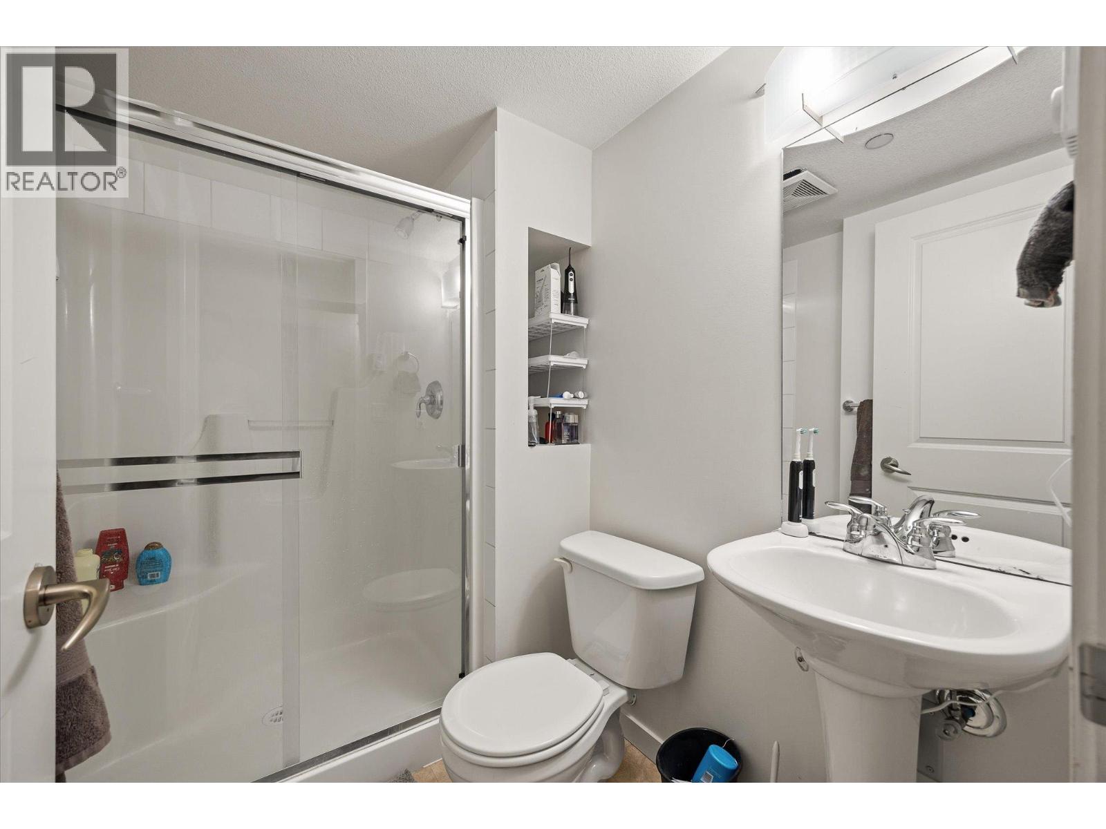 Picture for Unit #215, 539 Yates  Road https://www.cirrealty.ca/reb/bc/9/10363469_20.jpg