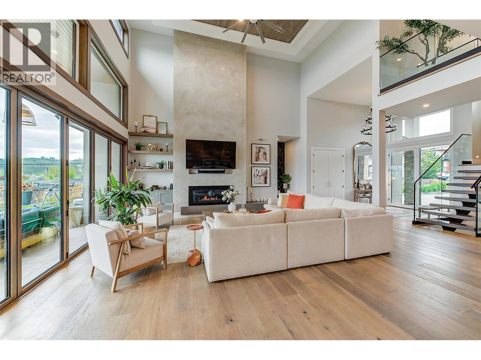 Picture for 1612 Vincent  Place https://www.cirrealty.ca/reb/bc/9/10363669_10.jpg