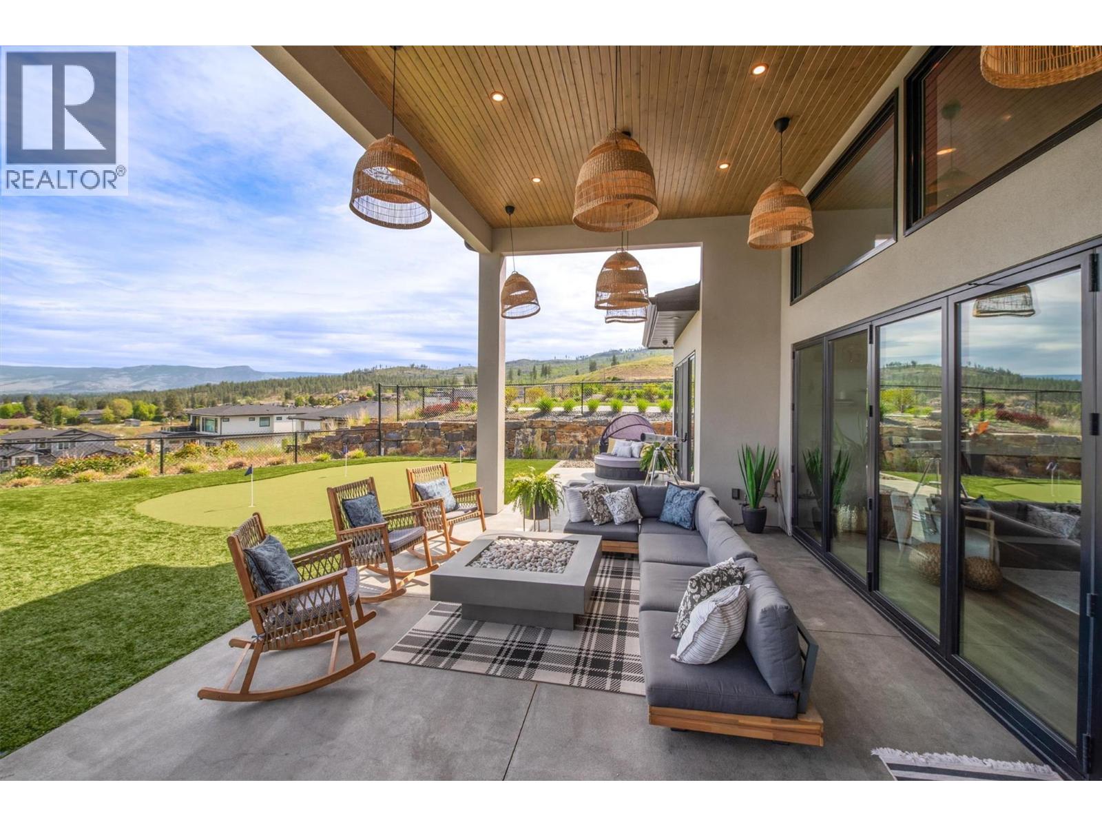 Picture for 1612 Vincent  Place https://www.cirrealty.ca/reb/bc/9/10363669_37.jpg