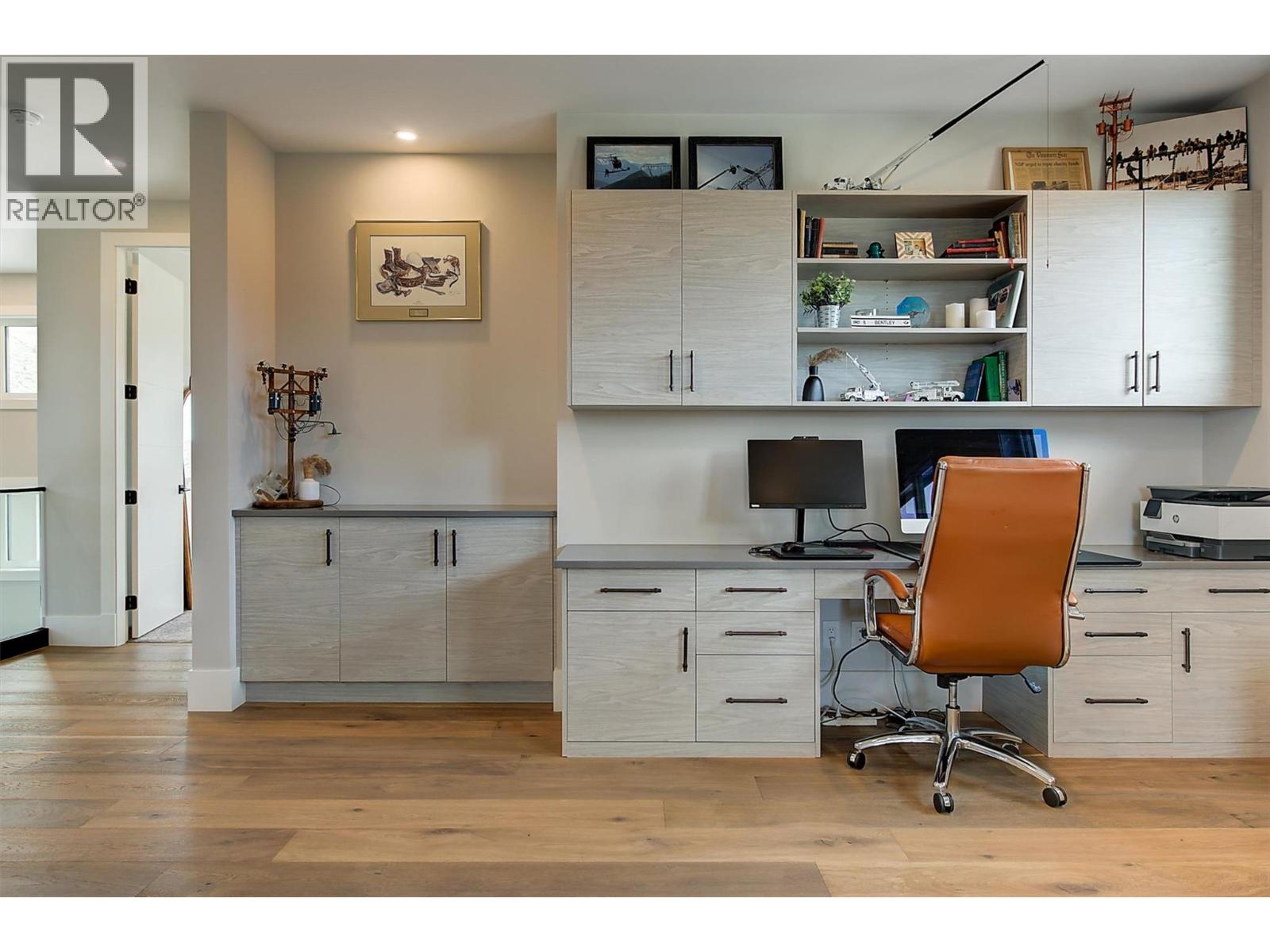 Picture for 1612 Vincent  Place https://www.cirrealty.ca/reb/bc/9/10363669_57.jpg