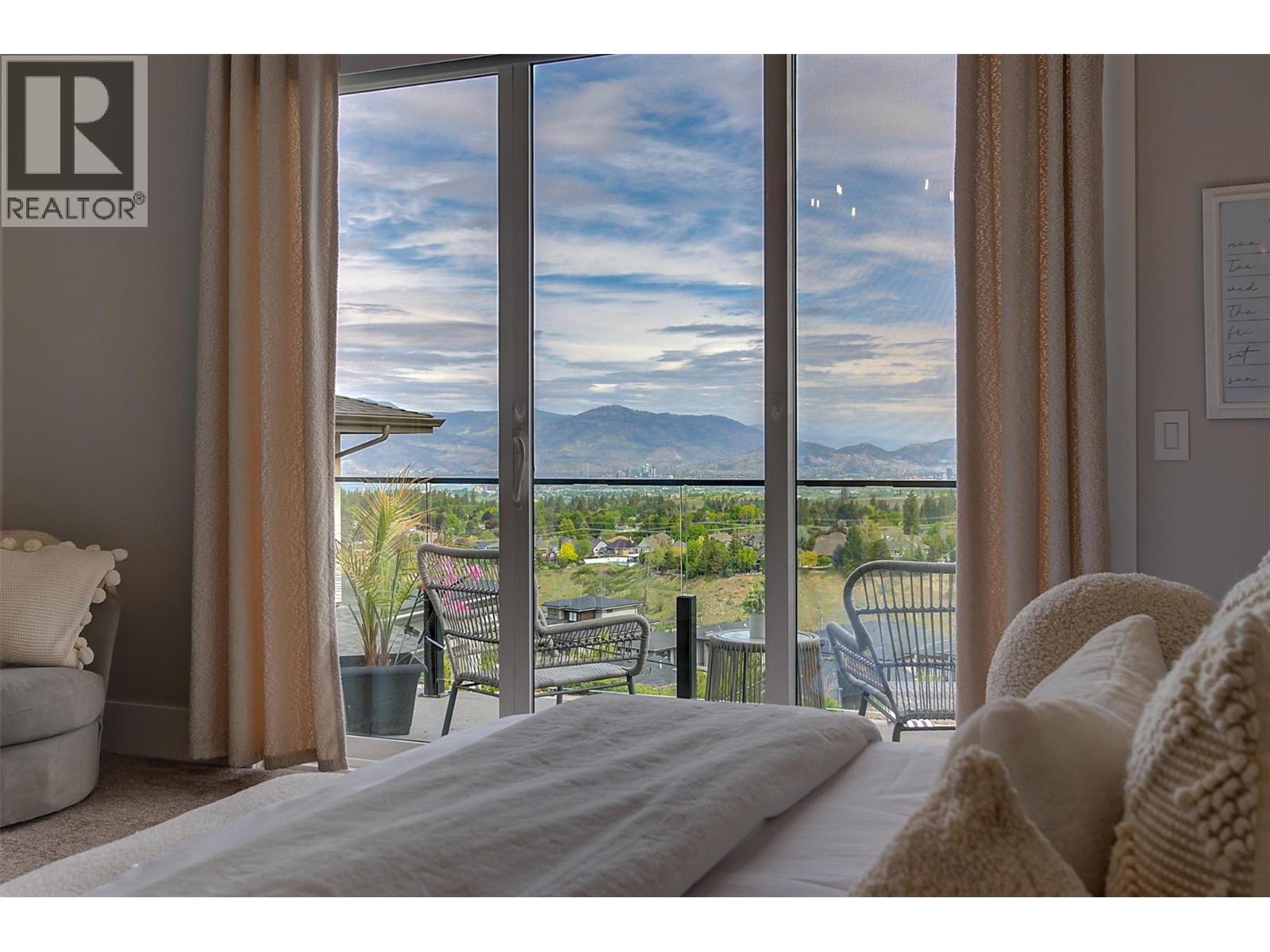 Picture for 1612 Vincent  Place https://www.cirrealty.ca/reb/bc/9/10363669_64.jpg