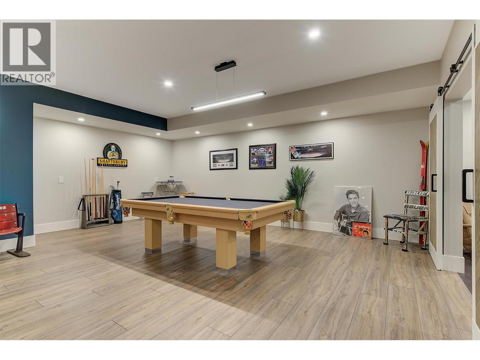 Picture for 1612 Vincent  Place https://www.cirrealty.ca/reb/bc/9/10363669_70.jpg