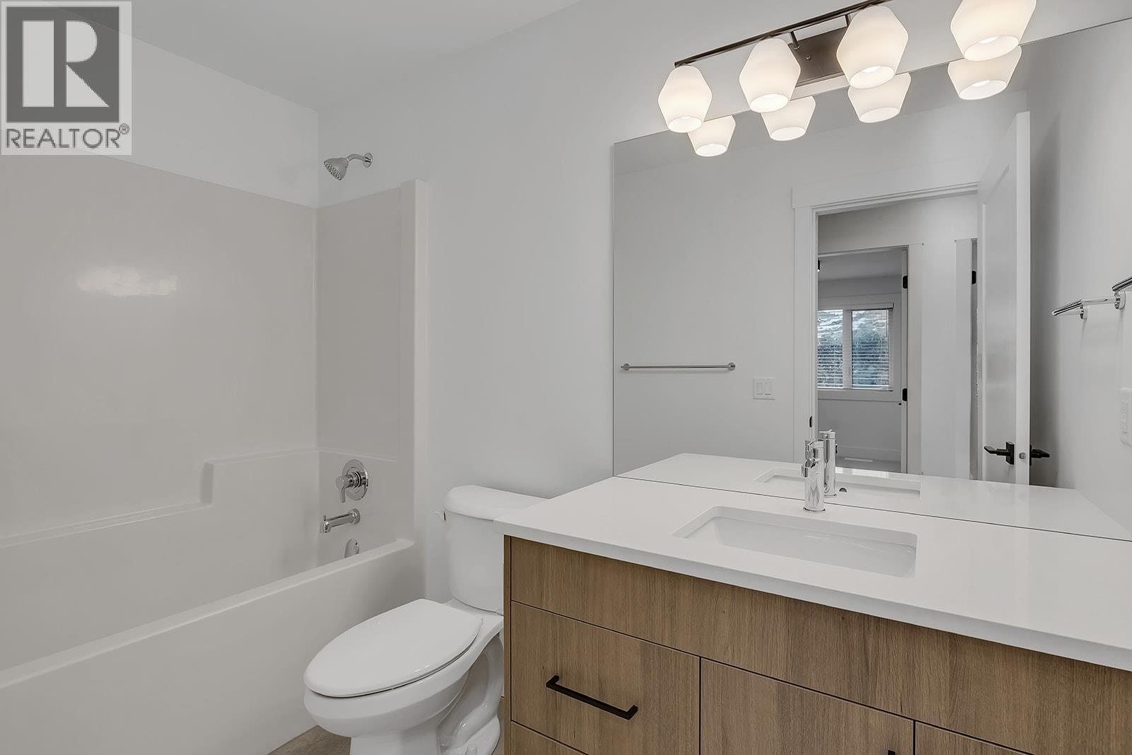 Picture for Unit #12, 2835 Canyon Crest  Drive https://www.cirrealty.ca/reb/bc/9/10363769_27.jpg