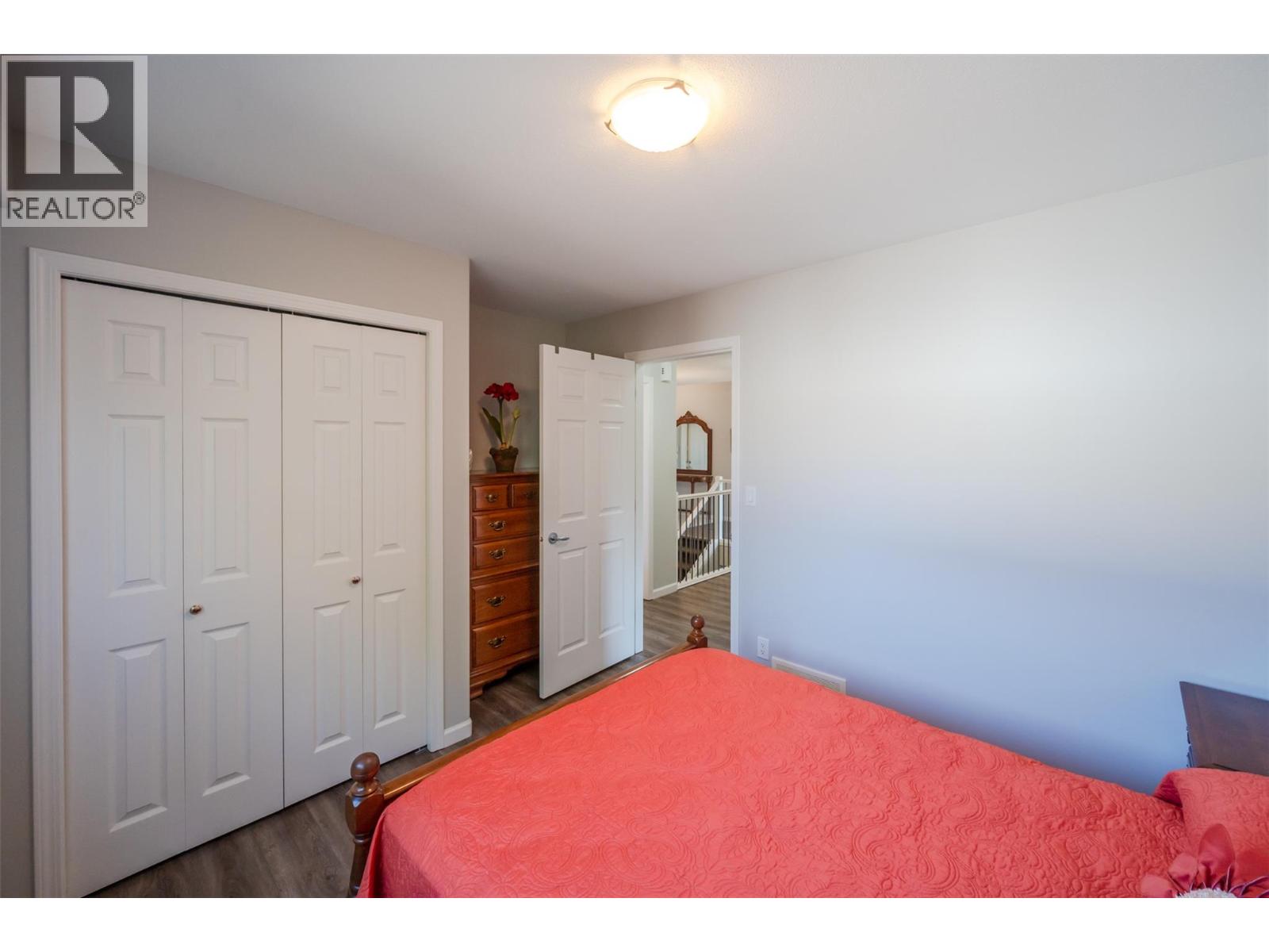 Picture for 3604 LOBELIA  Drive https://www.cirrealty.ca/reb/bc/9/10363869_44.jpg